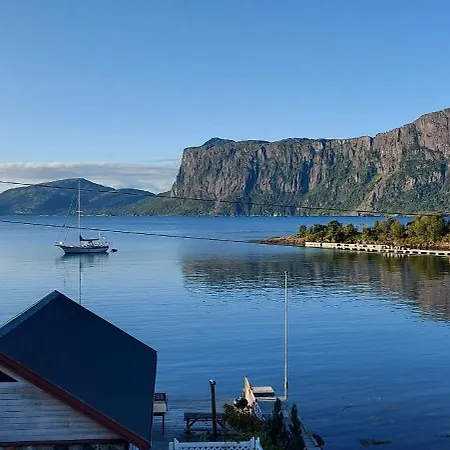 Gemütliche Am Fjord Apartment
